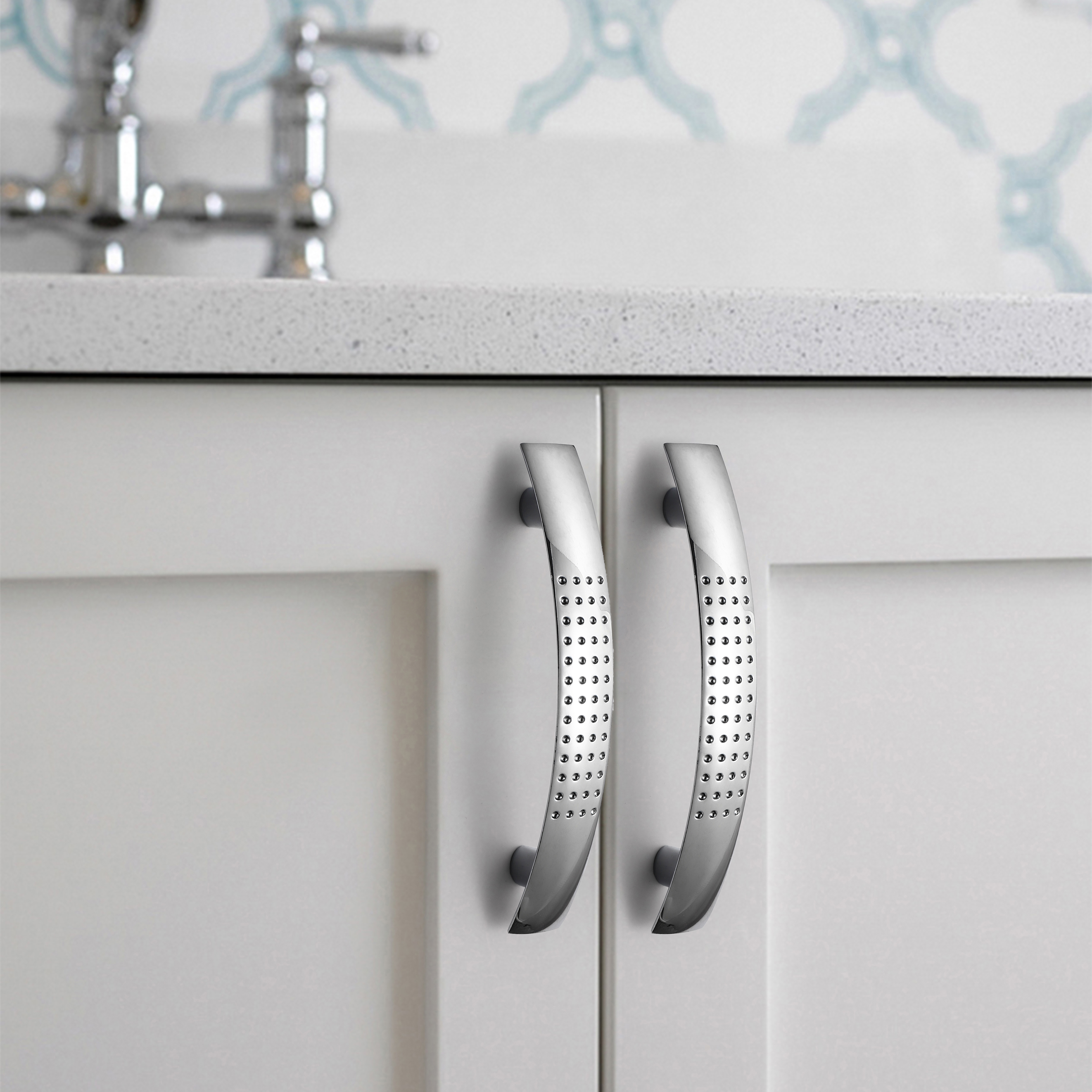 Cabinet Handles Knobs Aluminum - Z. A. Furniture のレビューと価格