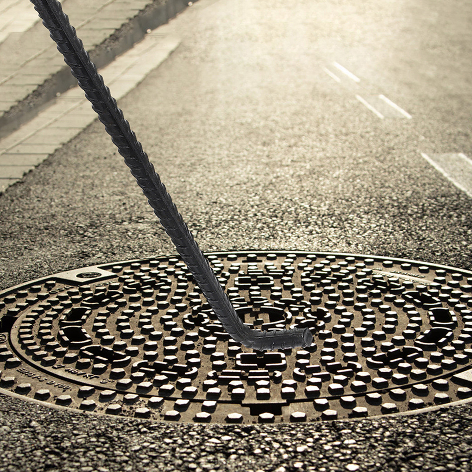 Manhole Cover Hook T Shaped He - Door Stopper Heavy のレビューと価格